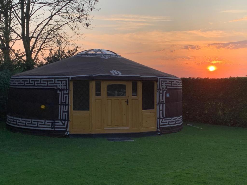 Overnachten In Een Luxe Yurt! Zonnemaire Zewnętrze zdjęcie